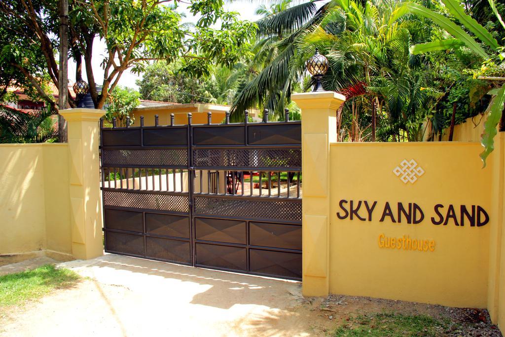 Sky And Sand Guesthouse Берувала Номер фото